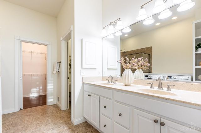 5873 Falling Brook Drive, Mason, OH 45040