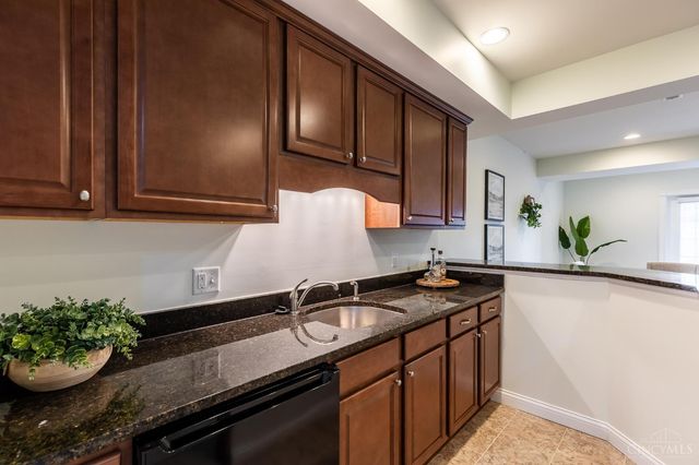 5873 Falling Brook Drive, Mason, OH 45040