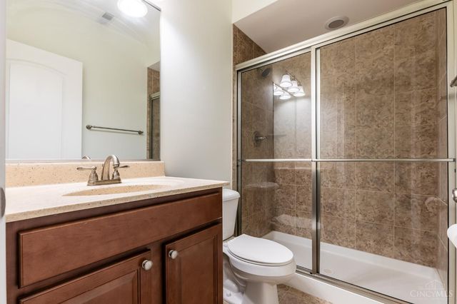 5873 Falling Brook Drive, Mason, OH 45040