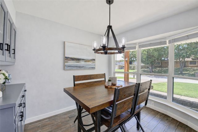 2917 Cresthaven Drive, Grapevine, TX 76051