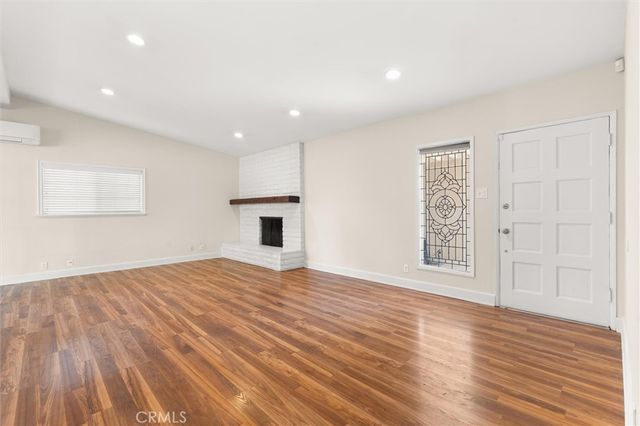 18817 Stagg Street, Reseda, CA 91335