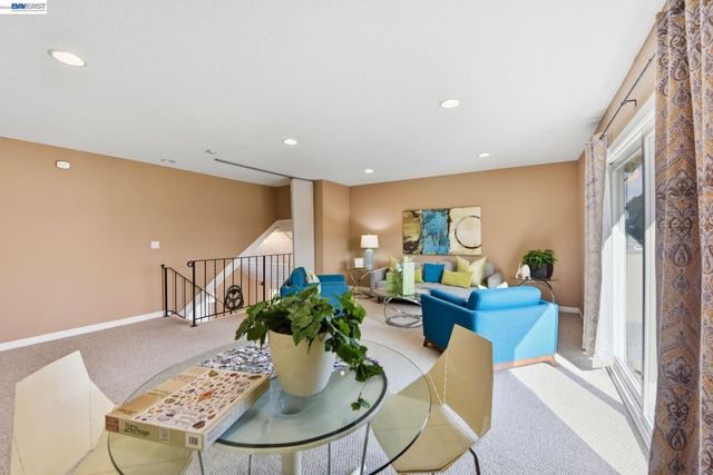 33253 Lake Pyramid St, Fremont, CA 94555