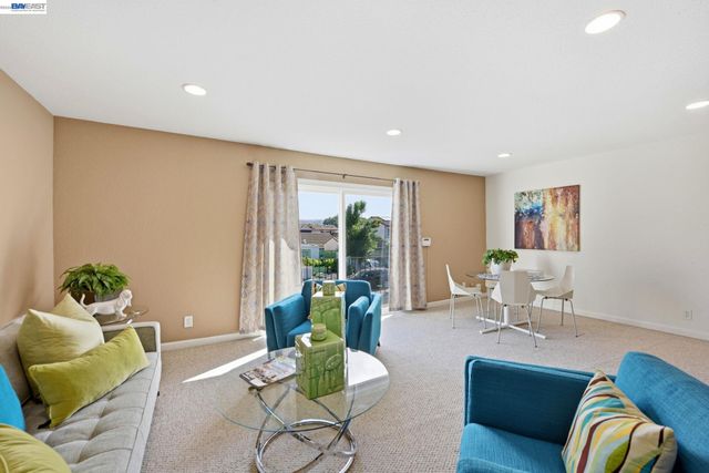 33253 Lake Pyramid St, Fremont, CA 94555