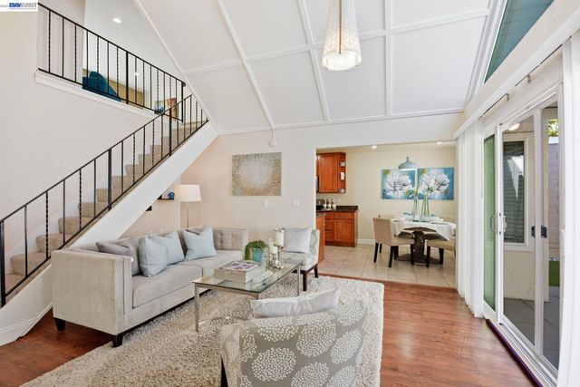 33253 Lake Pyramid St, Fremont, CA 94555