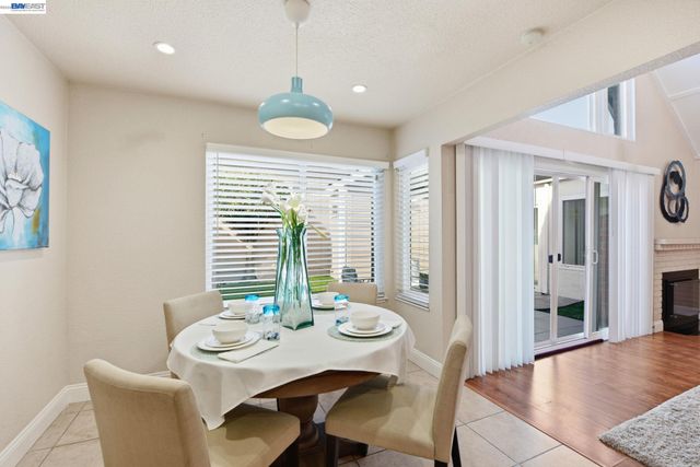 33253 Lake Pyramid St, Fremont, CA 94555