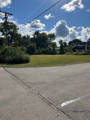 1105 W Byron Avenue, Addison, IL 60101