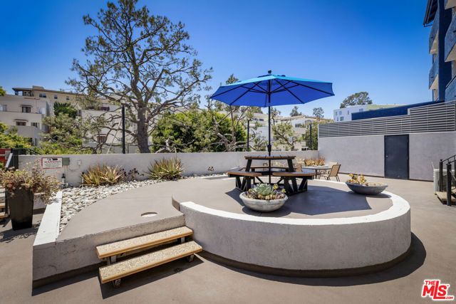 10982 Roebling Avenue 436, Los Angeles, CA 90024