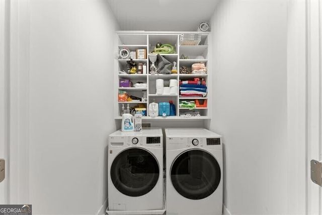 1256 Chelsea Circle NW, Atlanta, GA 30318