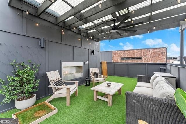 1256 Chelsea Circle NW, Atlanta, GA 30318