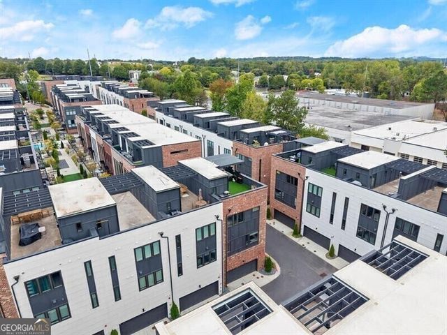 1256 Chelsea Circle NW, Atlanta, GA 30318