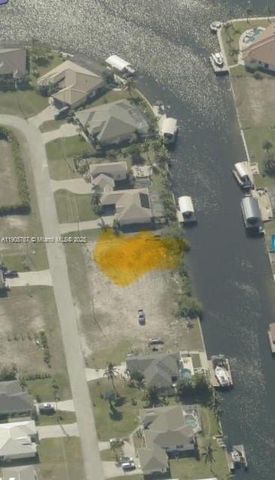 416 NW 38 pl, Cape Coral, FL 33993