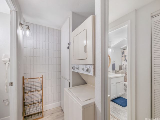 53-567 Kamehameha Highway 206, Hauula, HI 96717