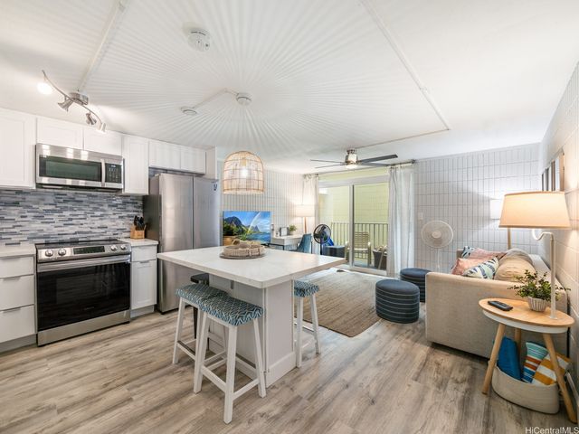 53-567 Kamehameha Highway 206, Hauula, HI 96717