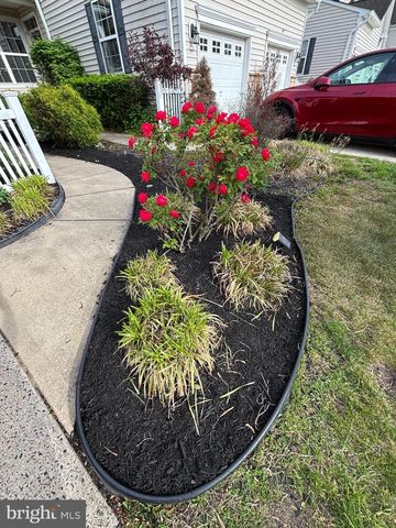 26 SPINNAKER DR, Mount Laurel, NJ 08054