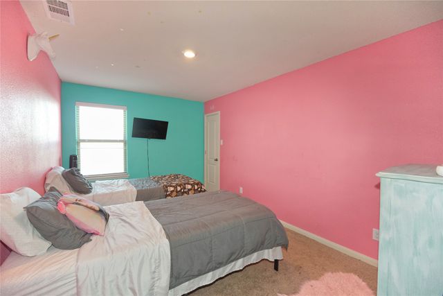 3026 Watercrest Drive, Sanger, TX 76266