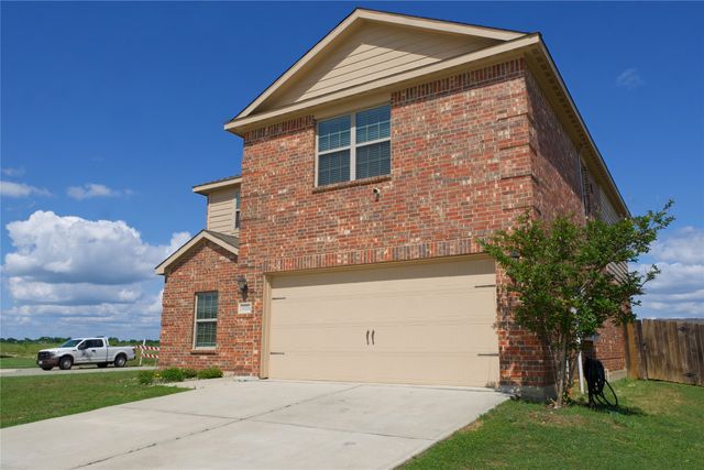 3026 Watercrest Drive, Sanger, TX 76266