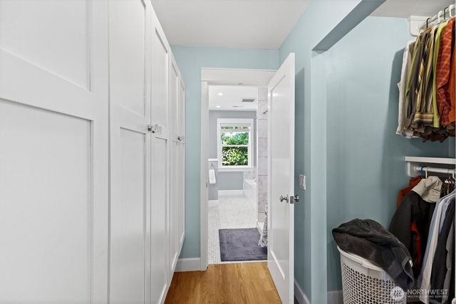 89 Grand View Lane, Bellingham, WA 98229