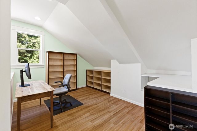 89 Grand View Lane, Bellingham, WA 98229