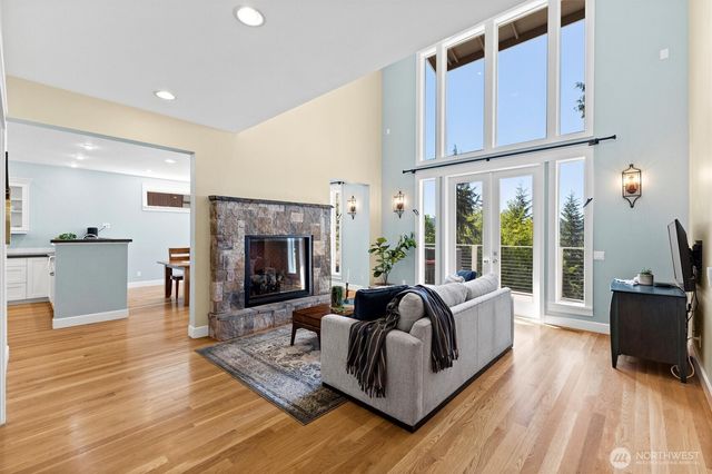 89 Grand View Lane, Bellingham, WA 98229