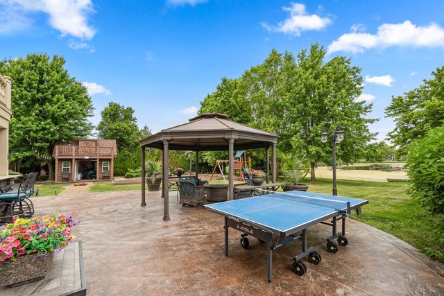 17949 S Crystal Lake Drive, Mokena, IL 60448