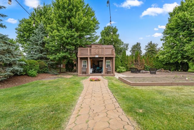 17949 S Crystal Lake Drive, Mokena, IL 60448