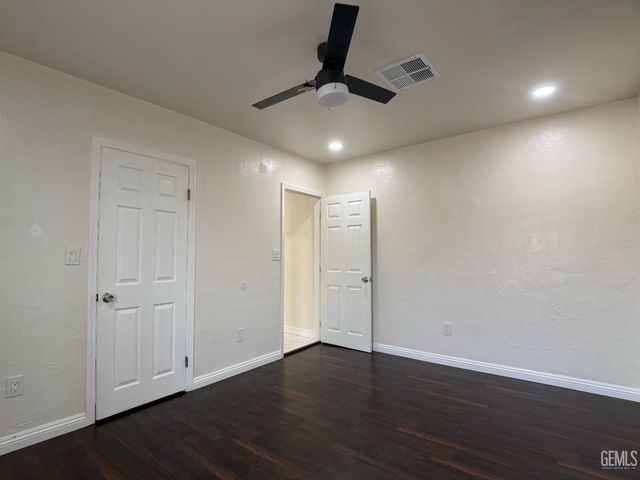 104 S Kincaid Street, Bakersfield, CA 93307