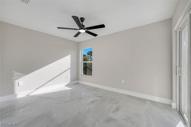 2823 NE 5th PL, Cape Coral, FL 33909