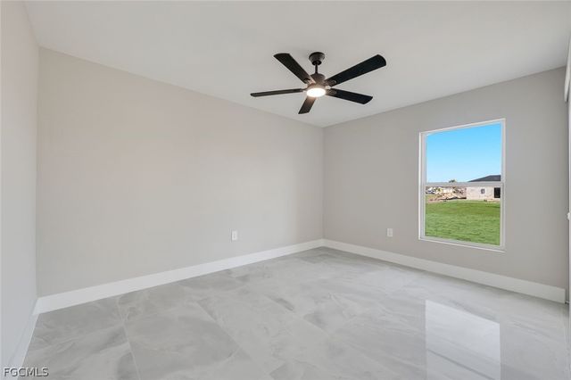 2823 NE 5th PL, Cape Coral, FL 33909