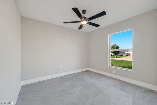 2823 NE 5th PL, Cape Coral, FL 33909