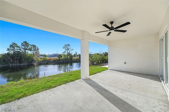 2823 NE 5th PL, Cape Coral, FL 33909