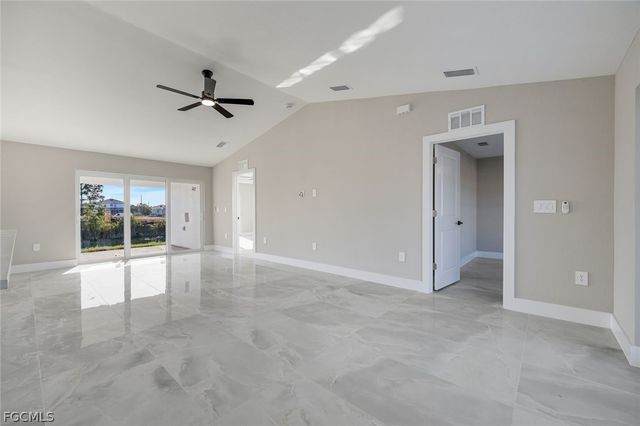 2823 NE 5th PL, Cape Coral, FL 33909