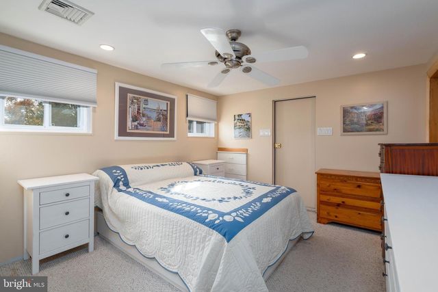 687 PESTLETOWN RD, Waterford Works, NJ 08089