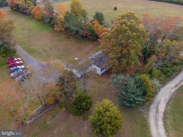 687 PESTLETOWN RD, Waterford Works, NJ 08089