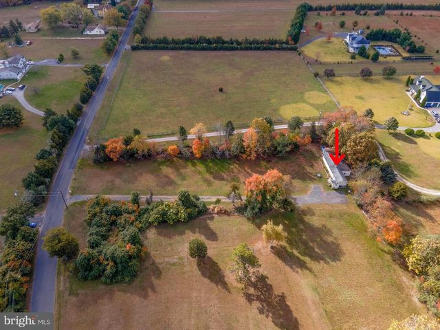 687 PESTLETOWN RD, Waterford Works, NJ 08089