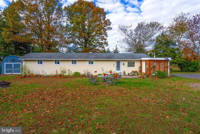 687 PESTLETOWN RD, Waterford Works, NJ 08089