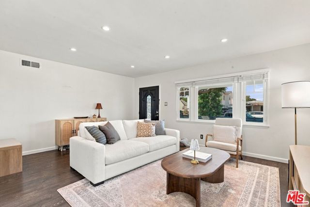 1842 W 42nd Street, Los Angeles, CA 90062