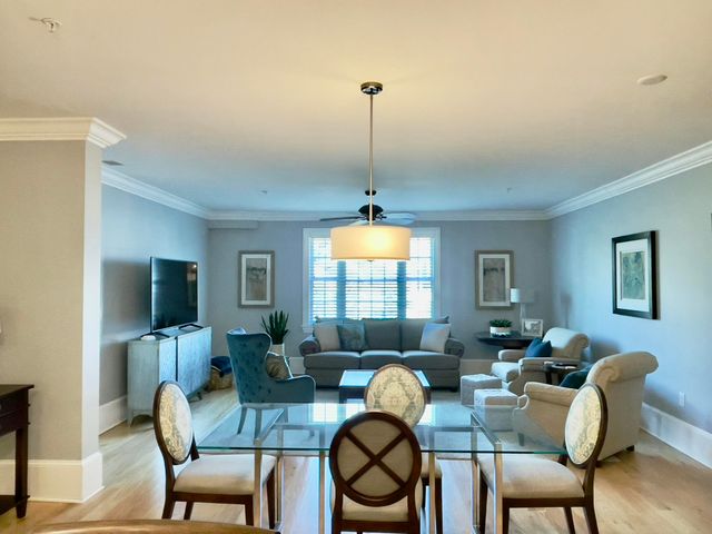 28 Broad Street 304, Charleston, SC 29401