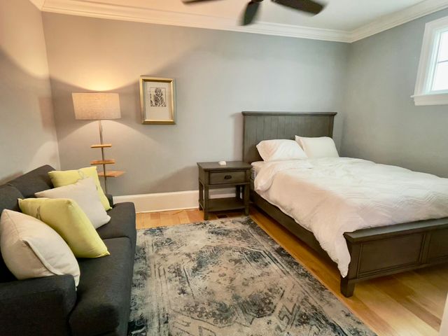 28 Broad Street 304, Charleston, SC 29401