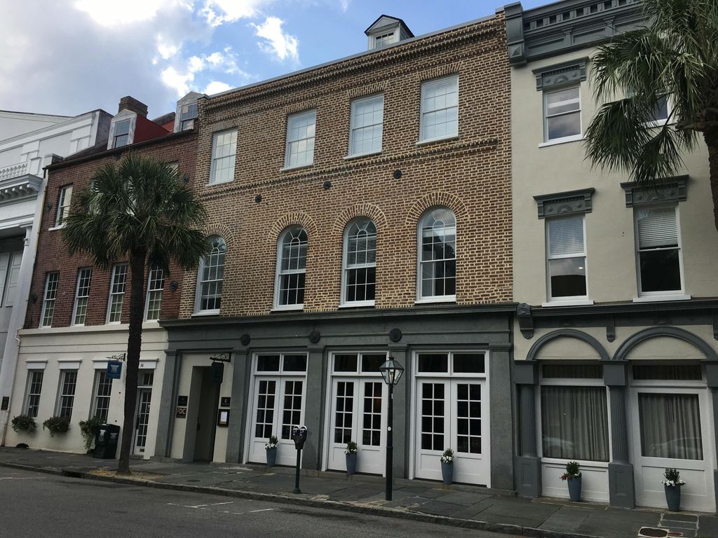 28 Broad Street 304, Charleston, SC 29401