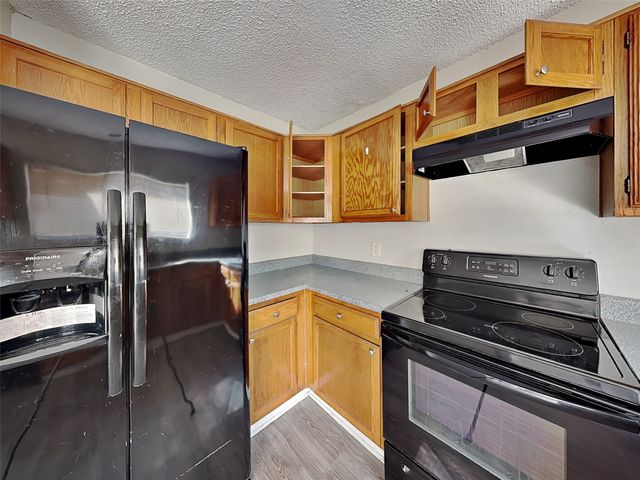 1506 Briarpath Lane, Arlington, TX 76018