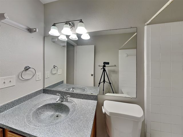 1506 Briarpath Lane, Arlington, TX 76018