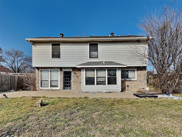 1506 Briarpath Lane, Arlington, TX 76018