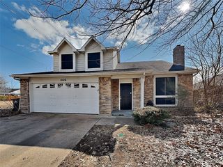 1506 Briarpath Lane, Arlington, TX 76018