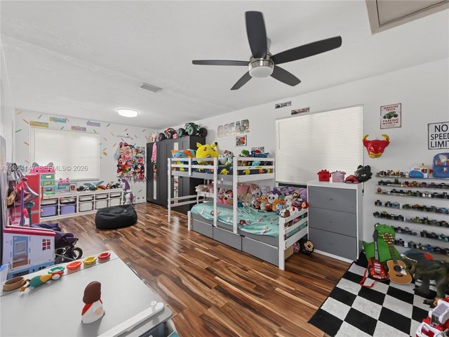 225 NW 21st St, Homestead, FL 33030