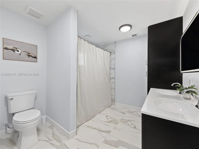 225 NW 21st St, Homestead, FL 33030