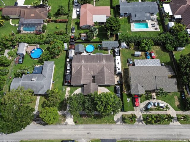225 NW 21st St, Homestead, FL 33030