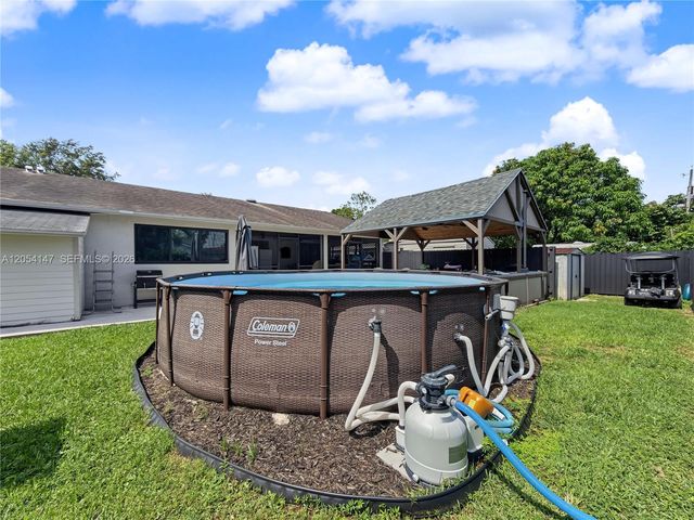 225 NW 21st St, Homestead, FL 33030