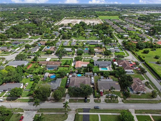 225 NW 21st St, Homestead, FL 33030