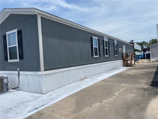 168 Morrow St, Aransas Pass, TX 78336