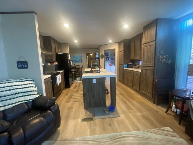 168 Morrow St, Aransas Pass, TX 78336